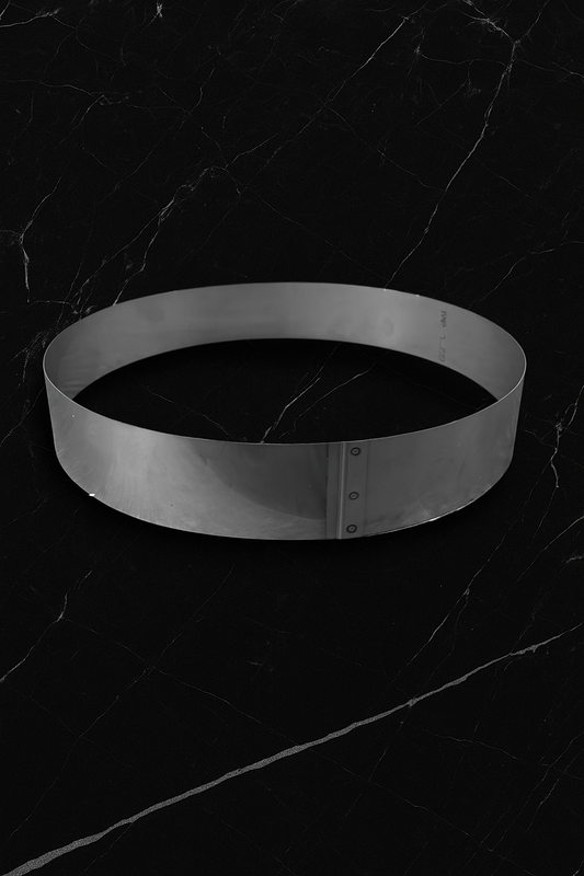 Cake ring stainless steel diam. 31 cm.